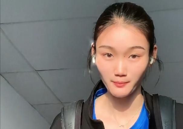 据全市场报道，今天米兰全队进行休整，以缓解比赛和旅途带来的疲劳。